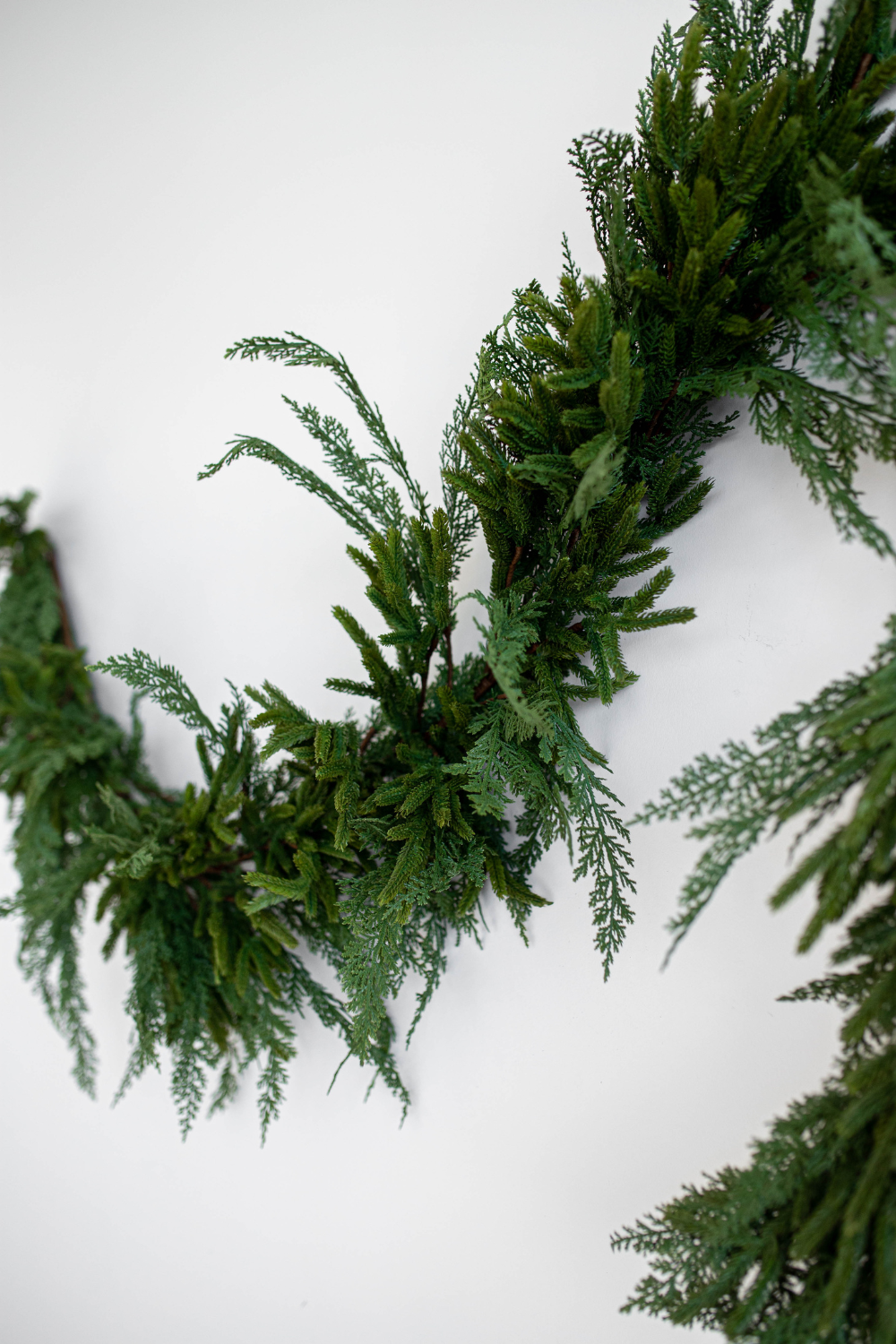 Norfolk & Cypress Mix Real Touch Faux Chrismas Garland 6ft
