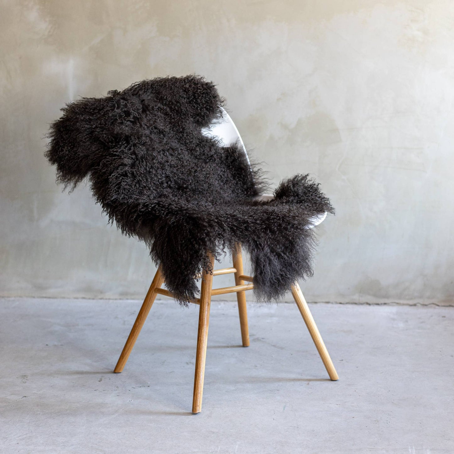 Curly Tibetan Sheepskin Rug - Shaggy Wool Hide | 14 Colors