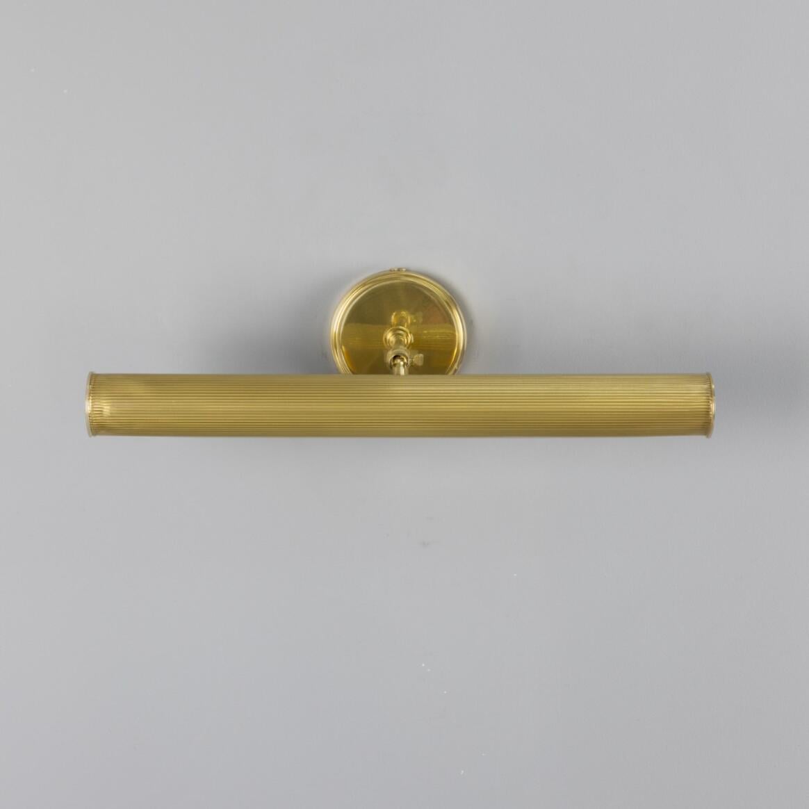 Bilbury Adjustable Reeded Brass Picture Light 20" IP20