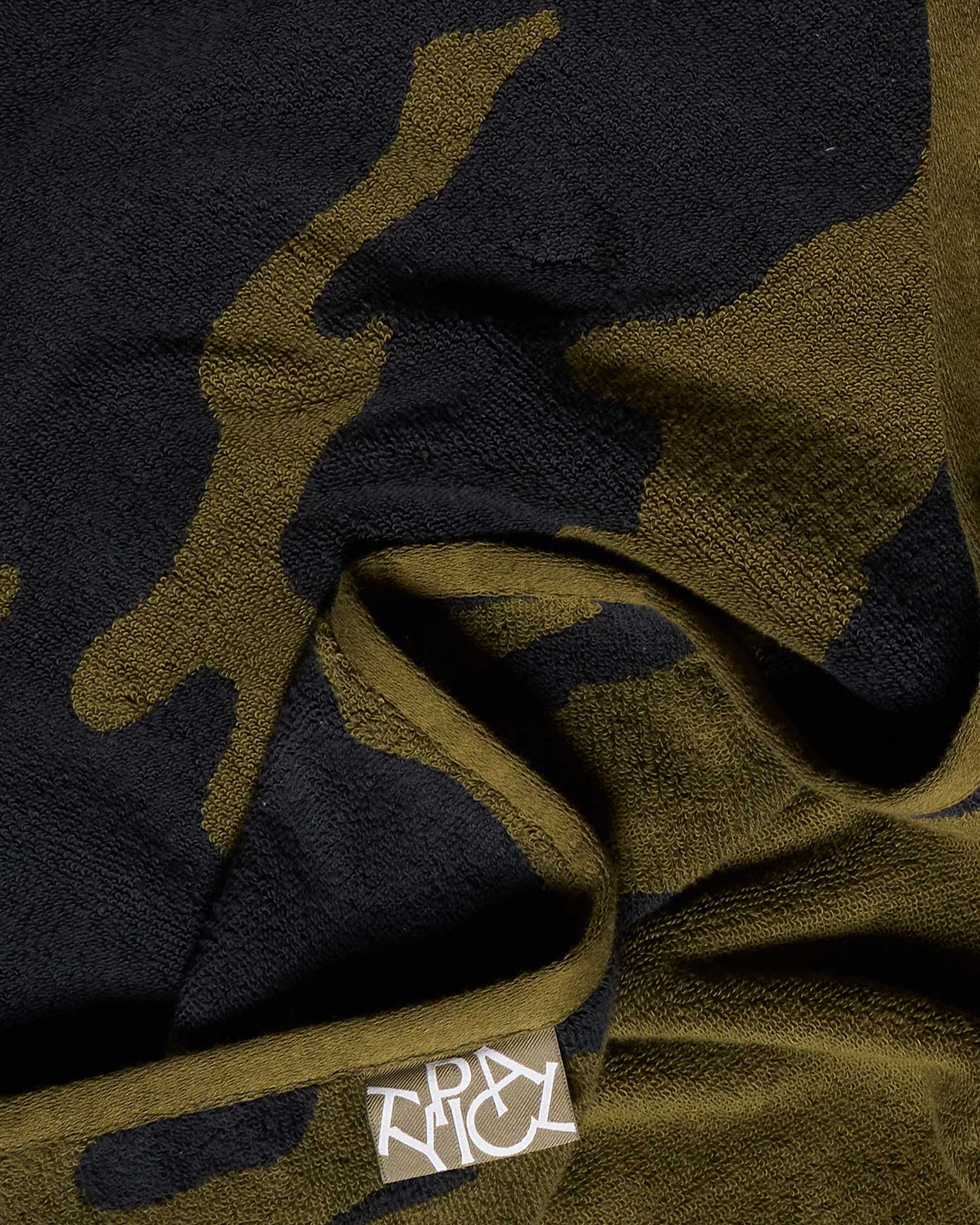 Typical Stretch Towel Wild Camouflage Bath Towel
